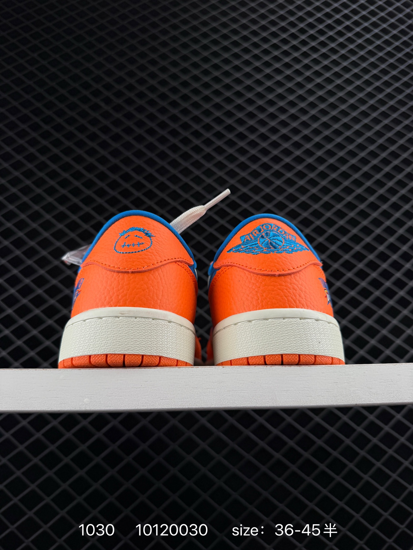 Travis Scott x Air Jordan 1 ” Reverse Mocha “